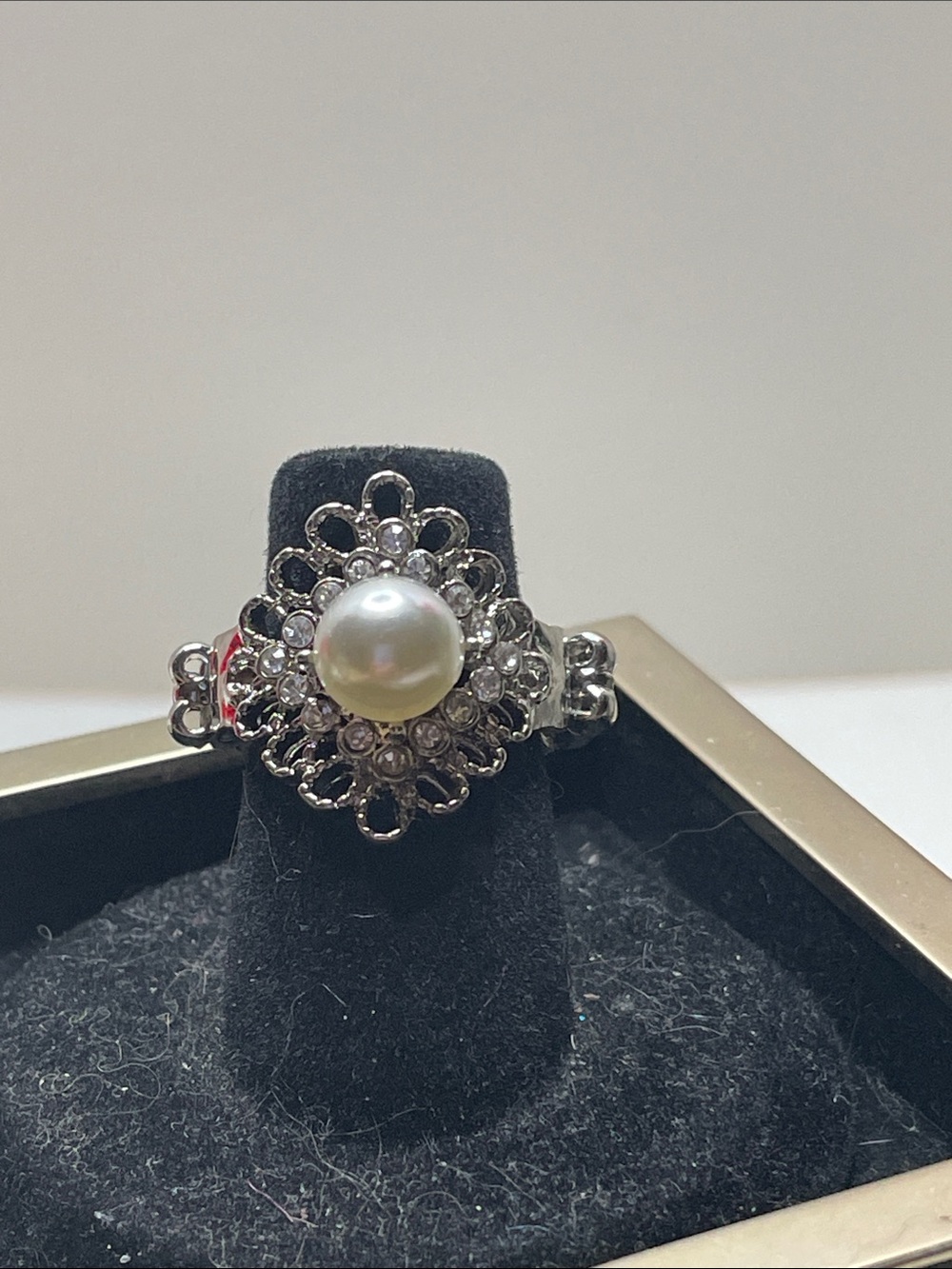 paparazzi Silver-Tone Faux Pearl Halo Ring with Clear Rhinestone